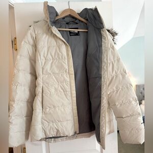 Women’s NORTH FACE ski jacket w FUR HOOD